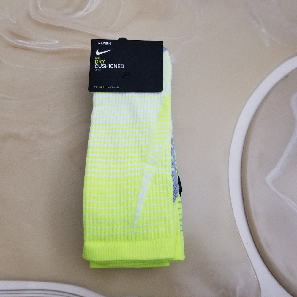 Nike Training Dry Cushioned Crew Socks 3 Pack - Picture 5 of 7